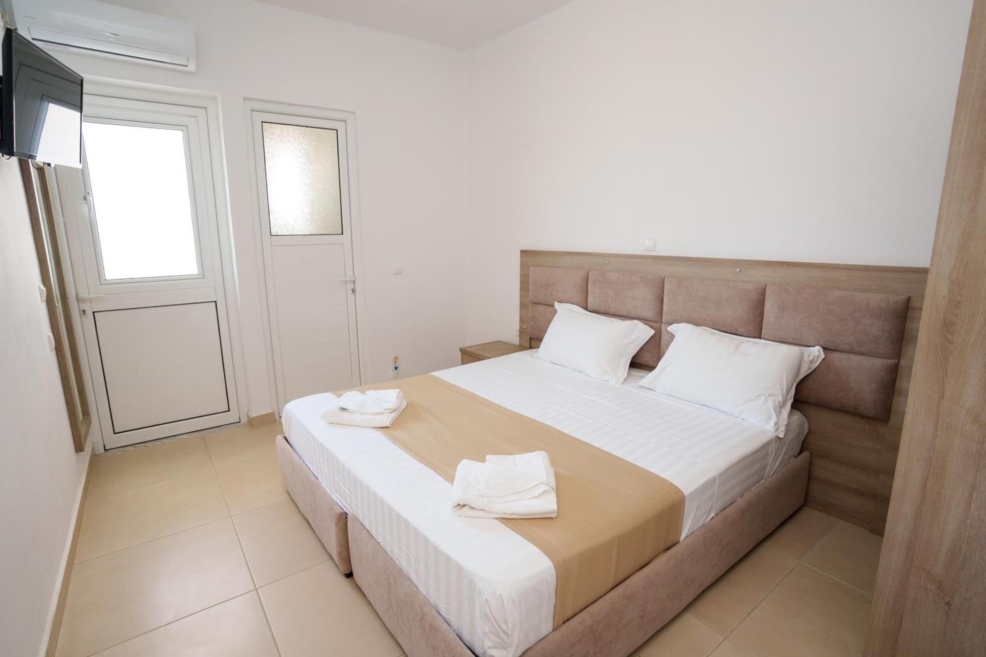 Near The Sea Apartments Nano Ksamil Exterior photo