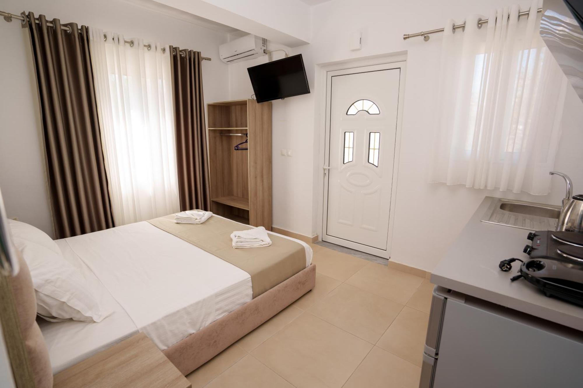 Near The Sea Apartments Nano Ksamil Exterior photo