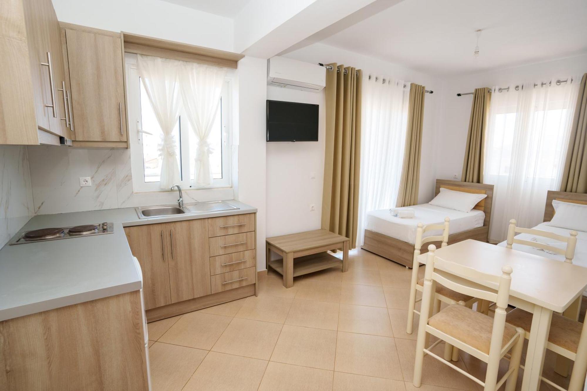 Near The Sea Apartments Nano Ksamil Exterior photo