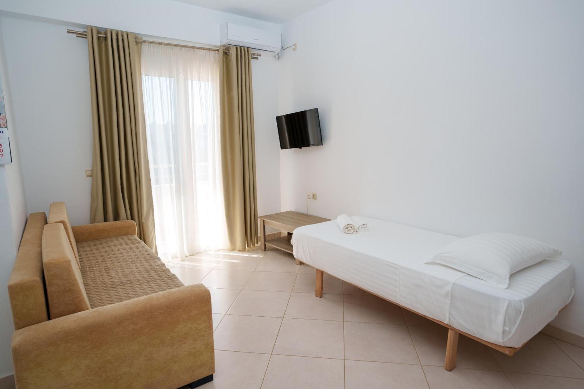 Near The Sea Apartments Nano Ksamil Exterior photo